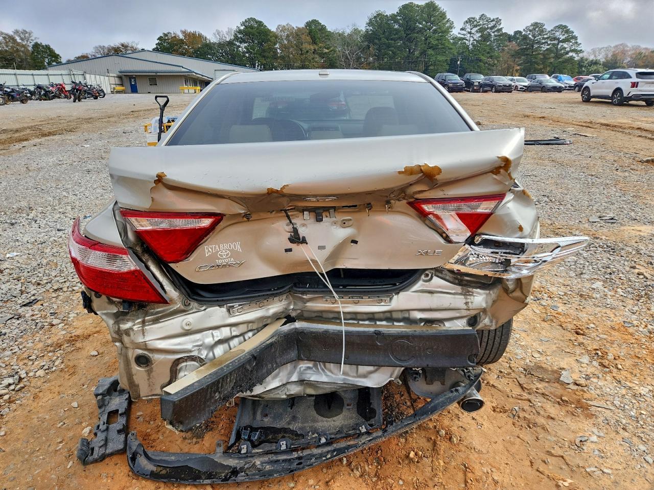 2016 TOYOTA CAMRY