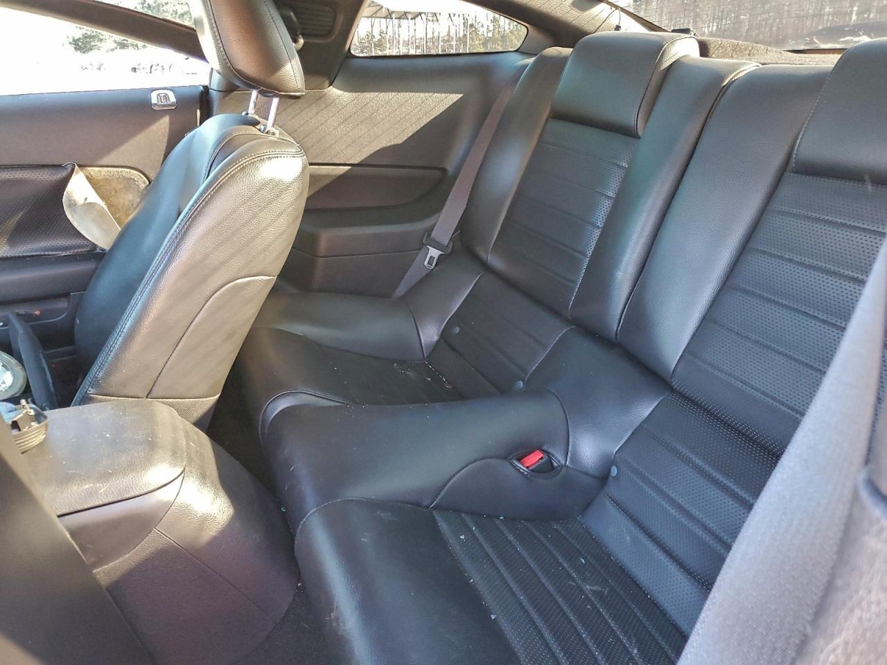 2005 FORD MUSTANG