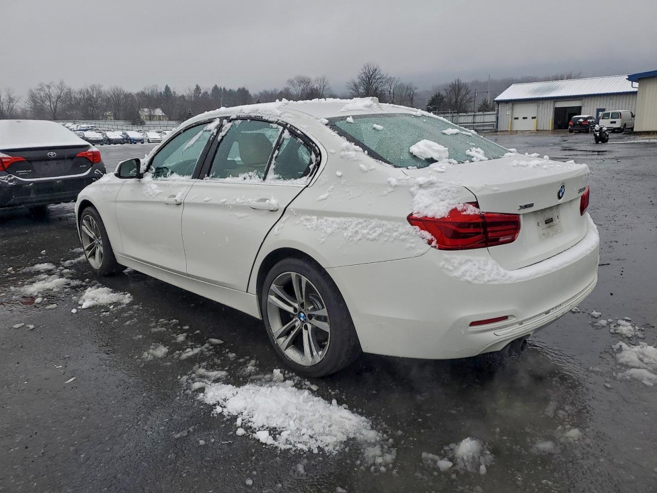 2018 BMW 3 SERIES