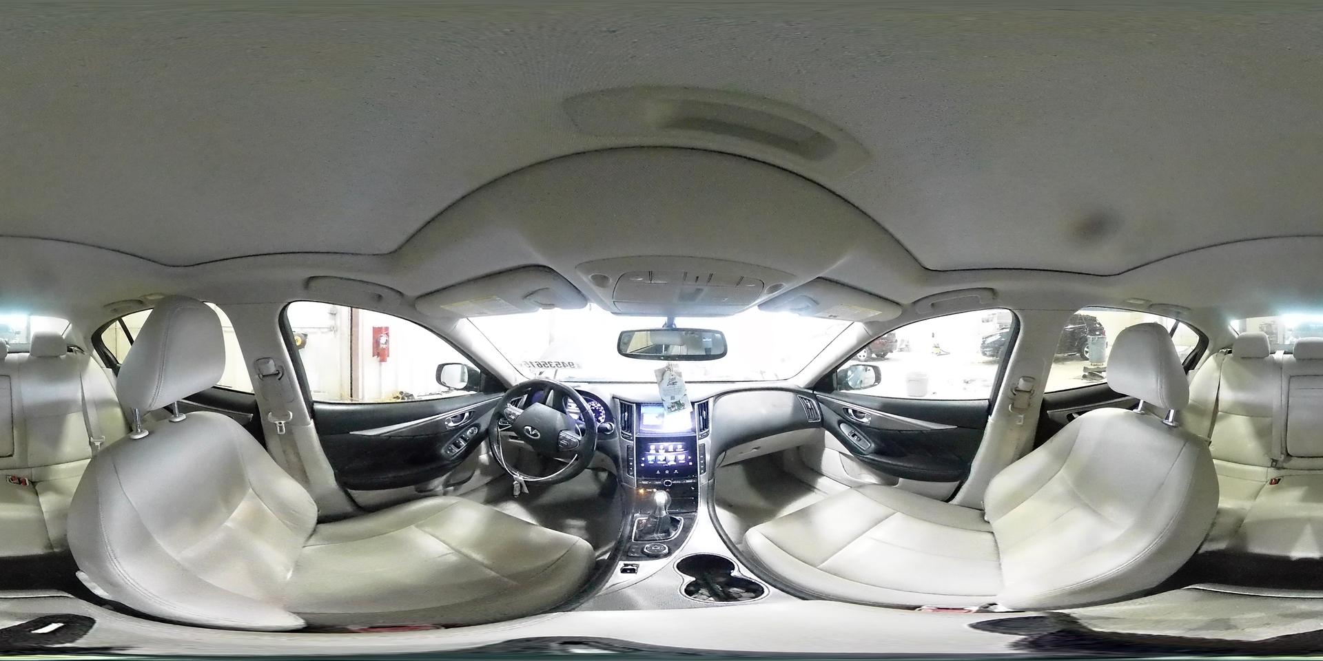 2015 INFINITI Q50