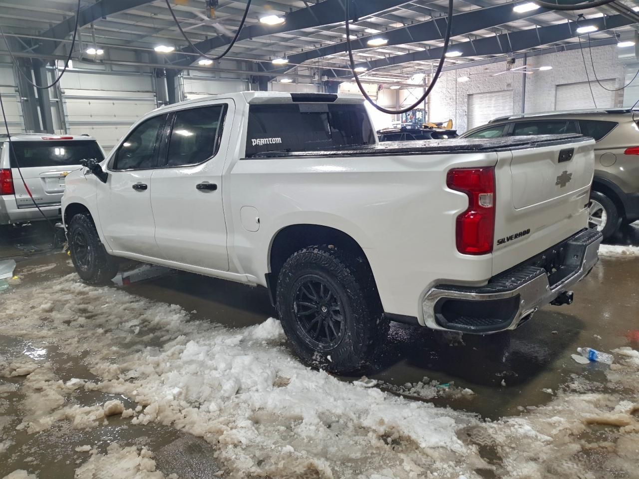 2021 CHEVROLET Silverado