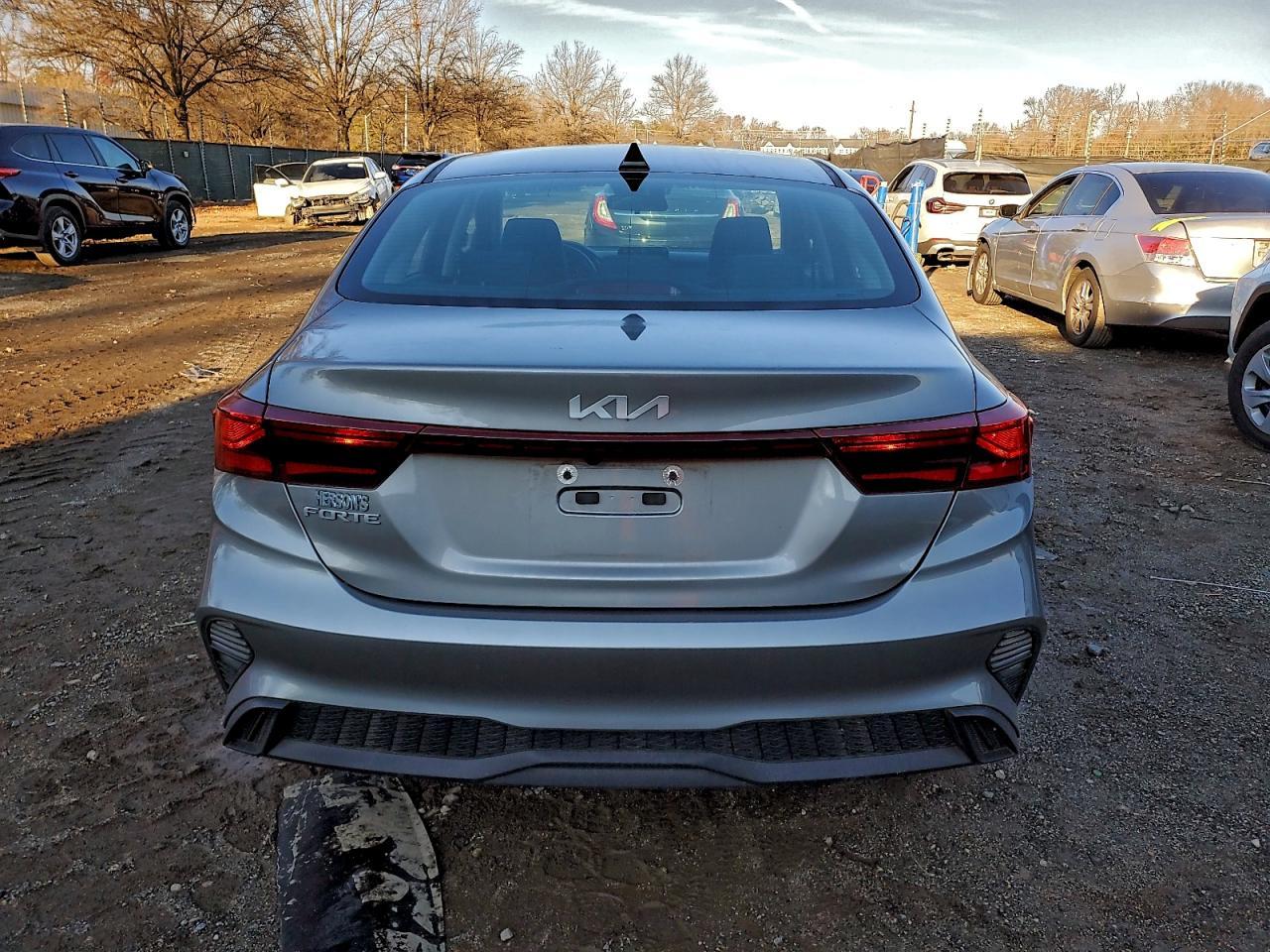 2023 KIA FORTE