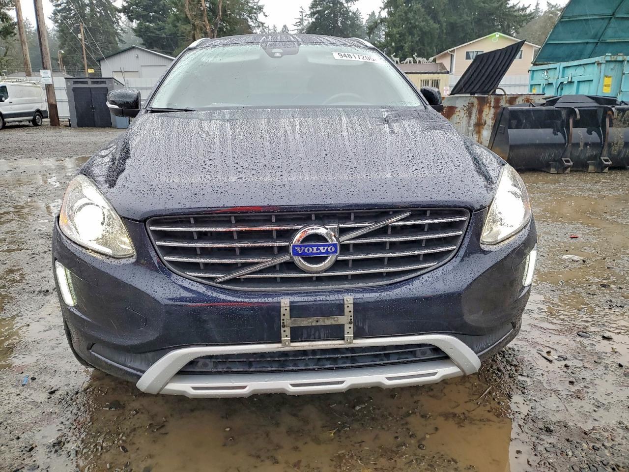 2017 VOLVO XC60