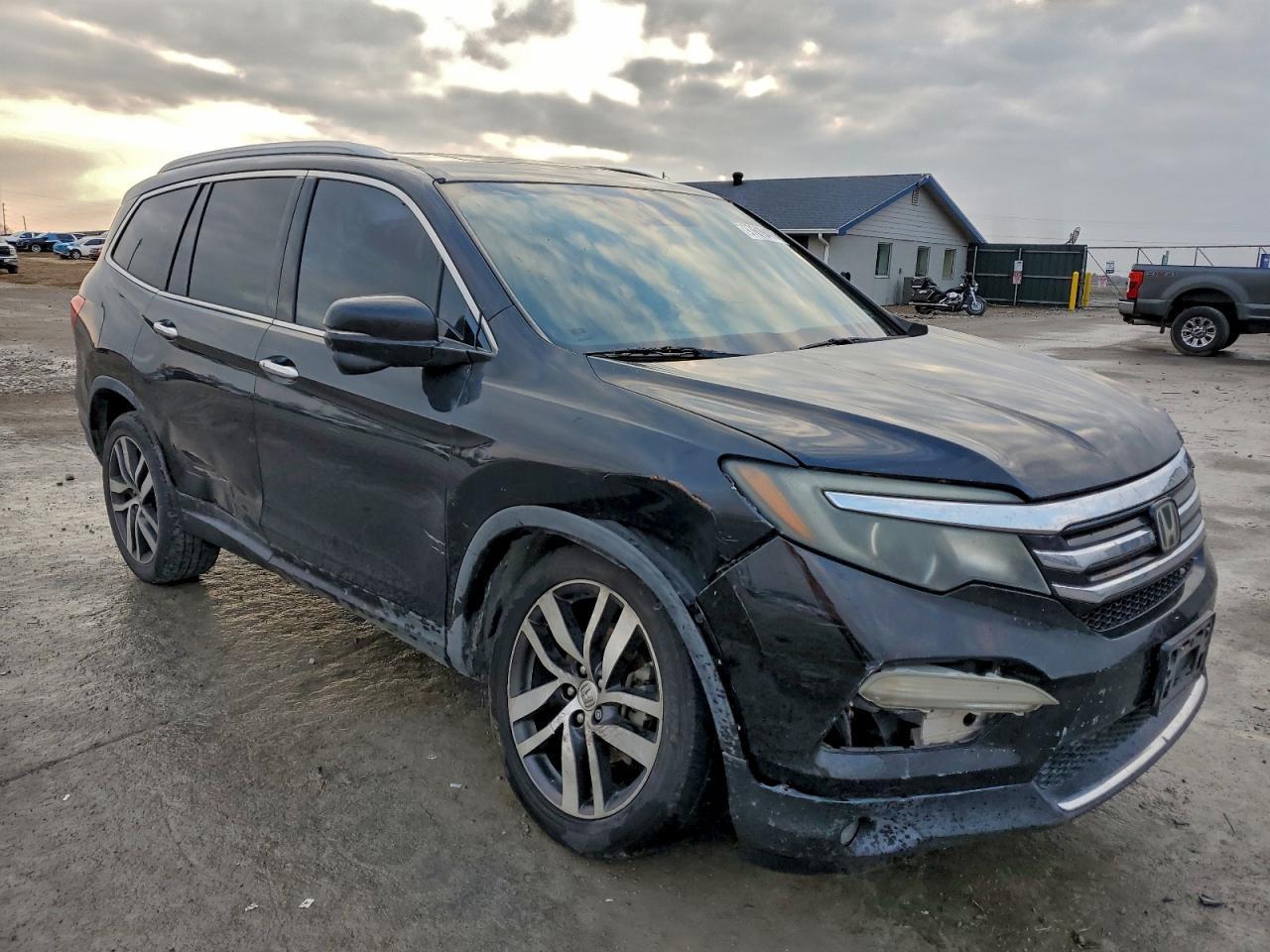 2016 HONDA PILOT
