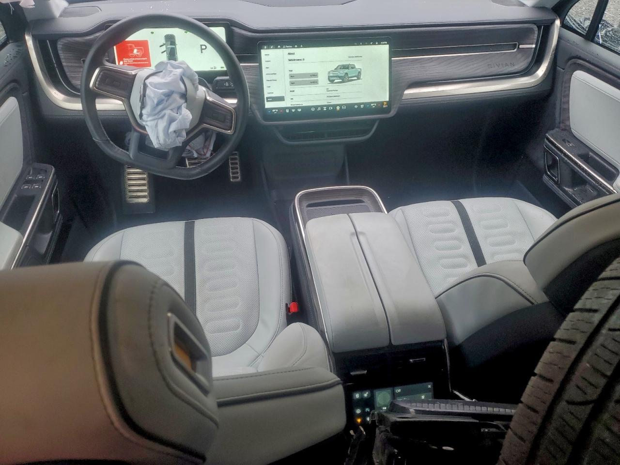 2022 RIVIAN R1t