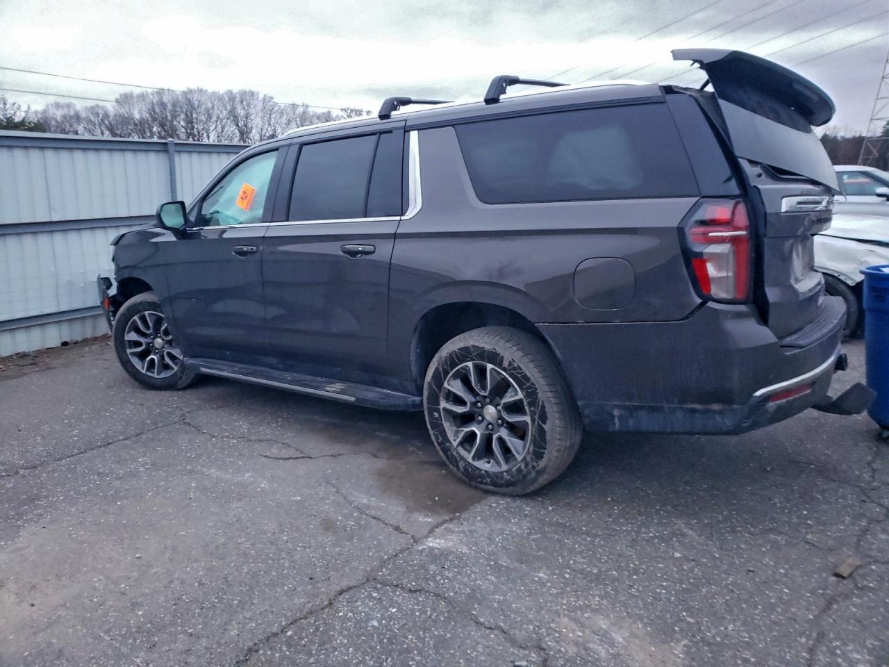 2021 CHEVROLET Suburban