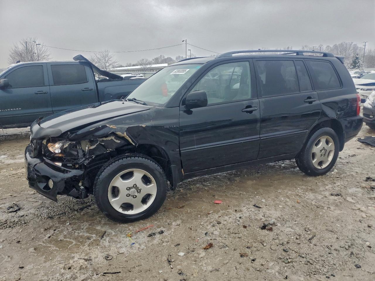 2004 TOYOTA HIGHLANDER