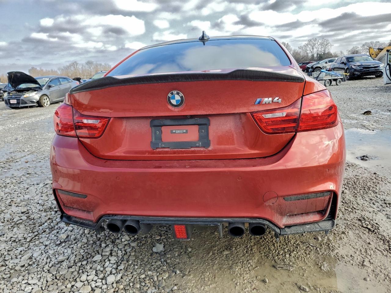2015 BMW M4