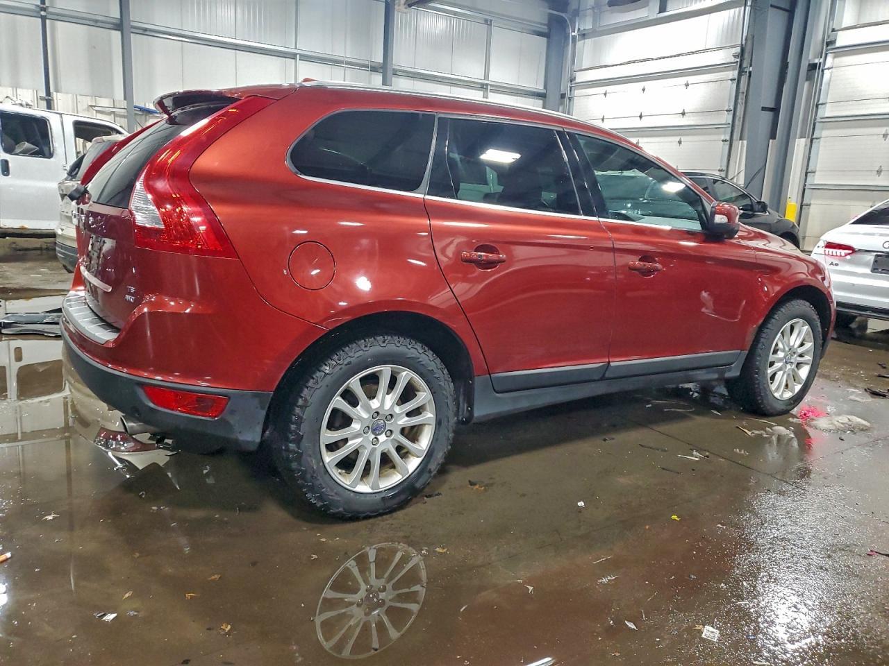 2010 VOLVO XC60