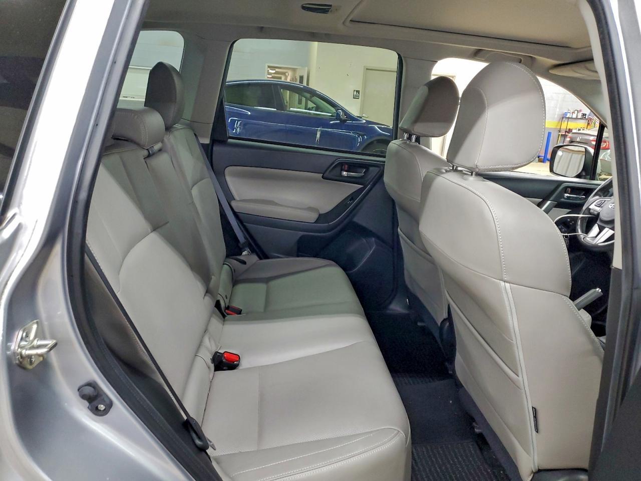 2017 SUBARU FORESTER
