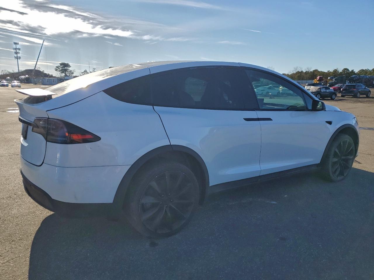 2023 TESLA MODEL X