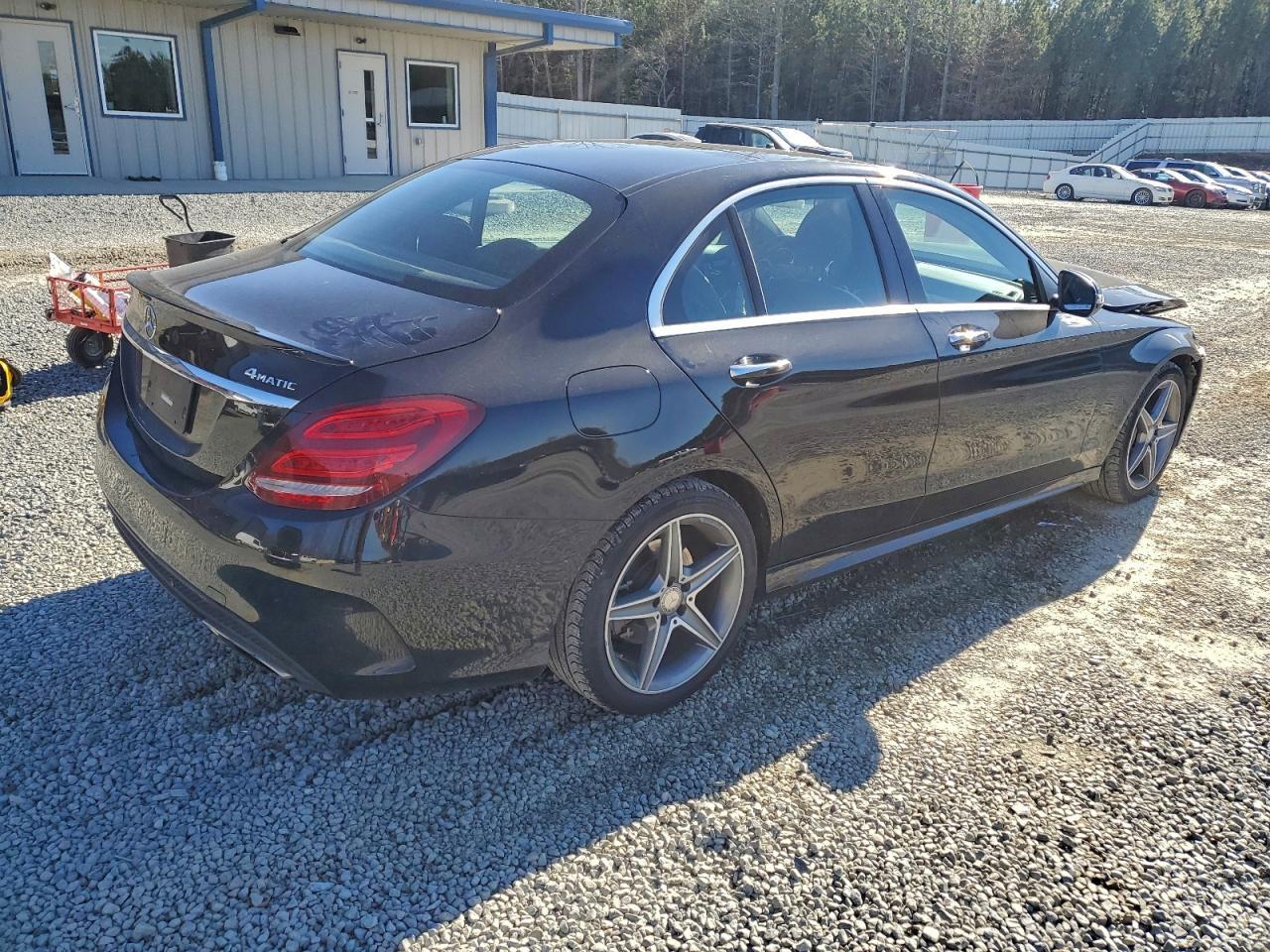 2016 MERCEDES-BENZ C-CLASS