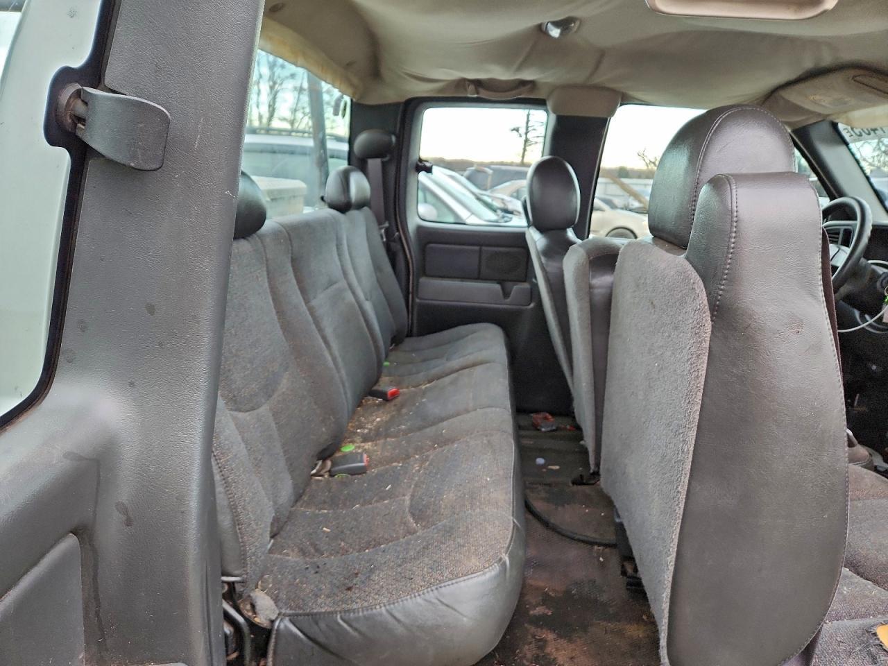 2005 GMC Sierra