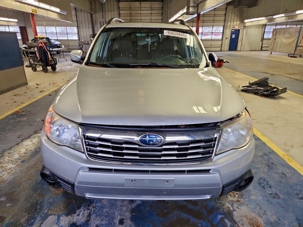 2010 SUBARU FORESTER