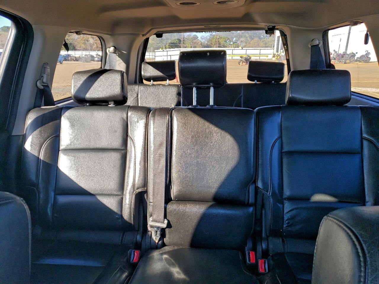 2010 NISSAN Armada