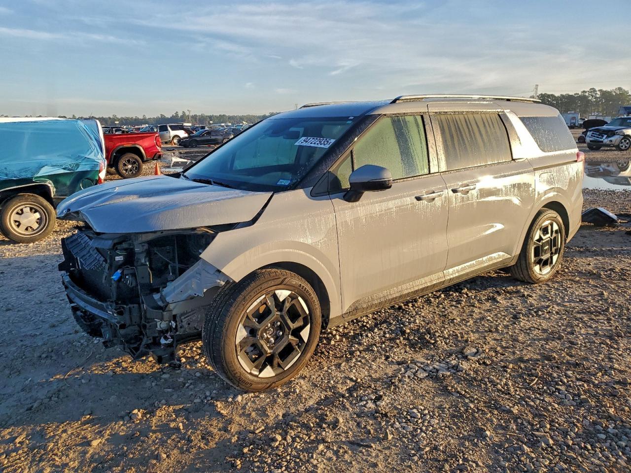 2025 KIA Carnival