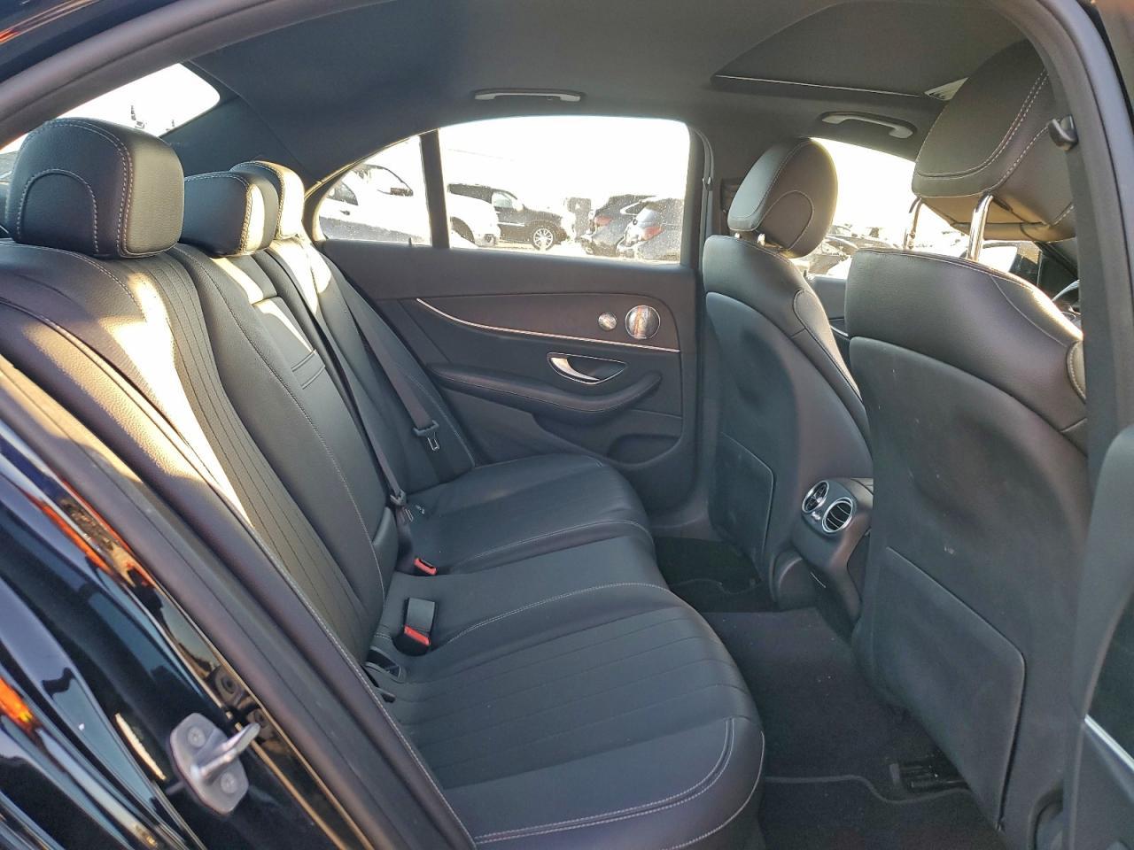 2017 MERCEDES-BENZ E-Class