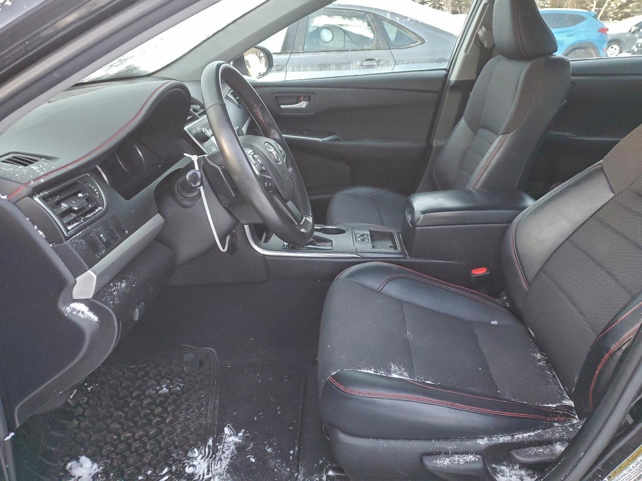 2016 TOYOTA CAMRY