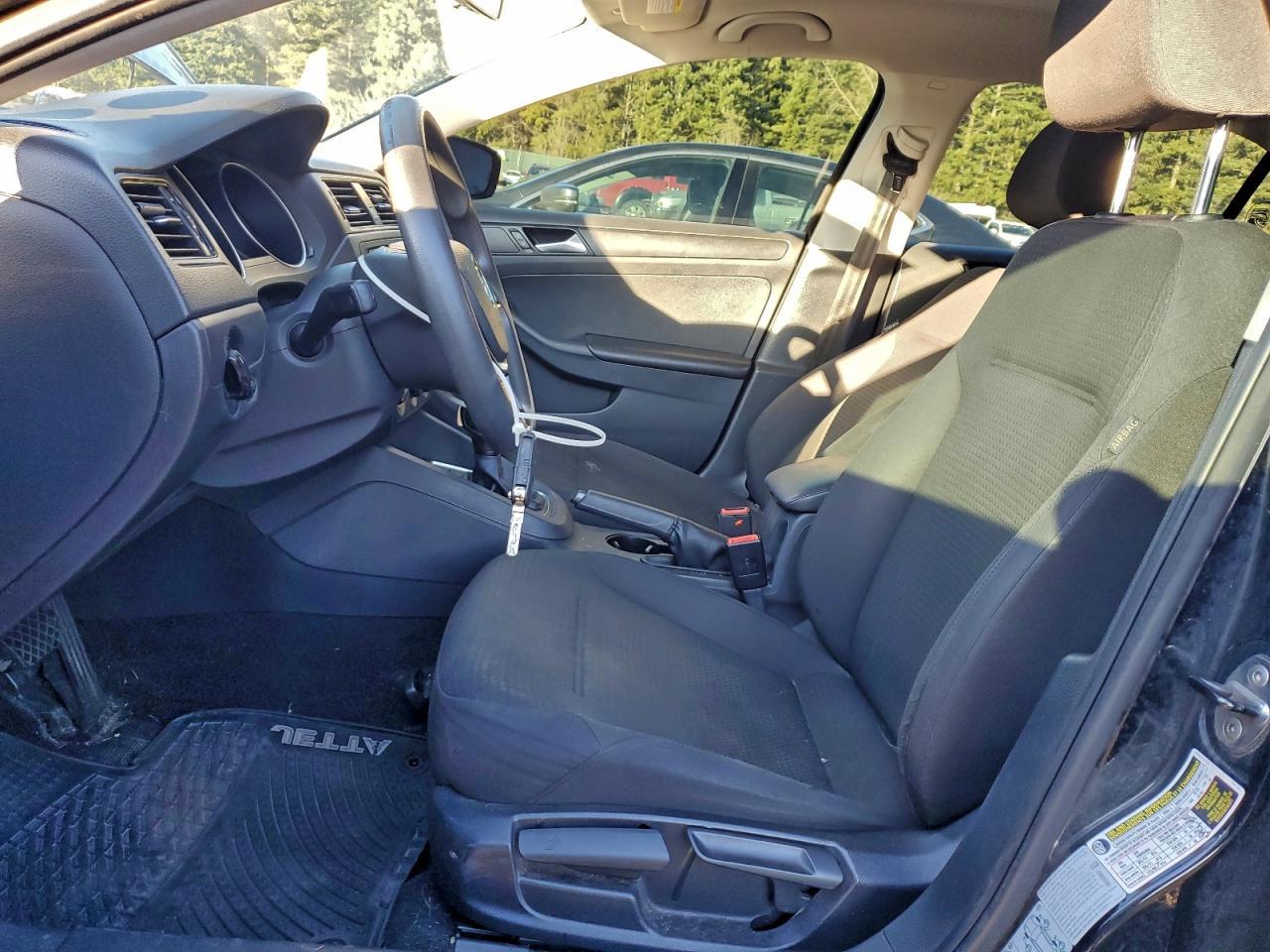 2015 VOLKSWAGEN JETTA