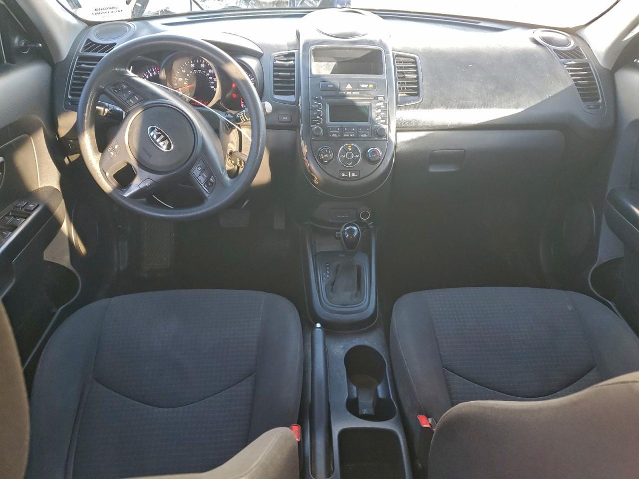 2013 KIA SOUL +