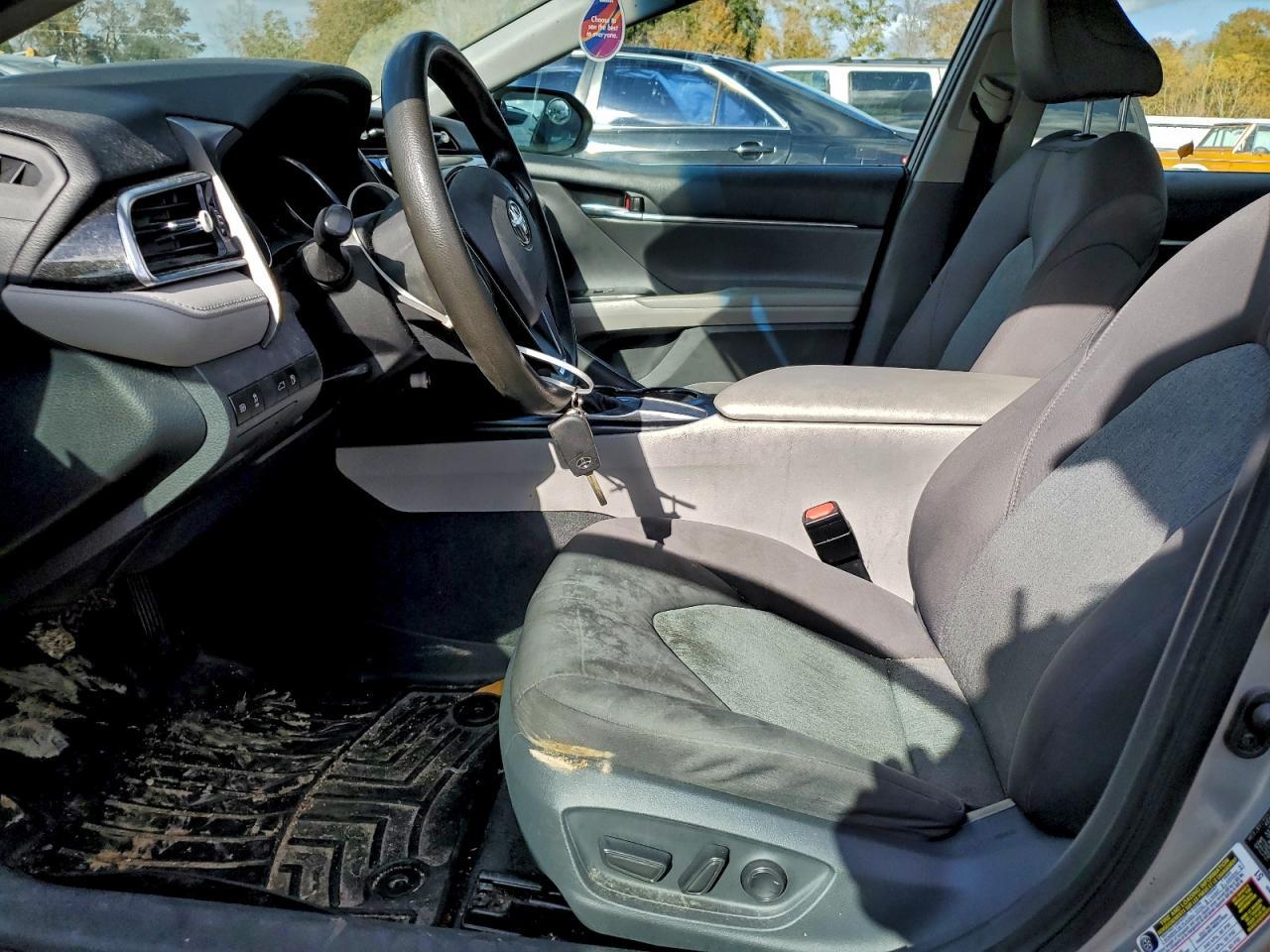 2018 TOYOTA CAMRY