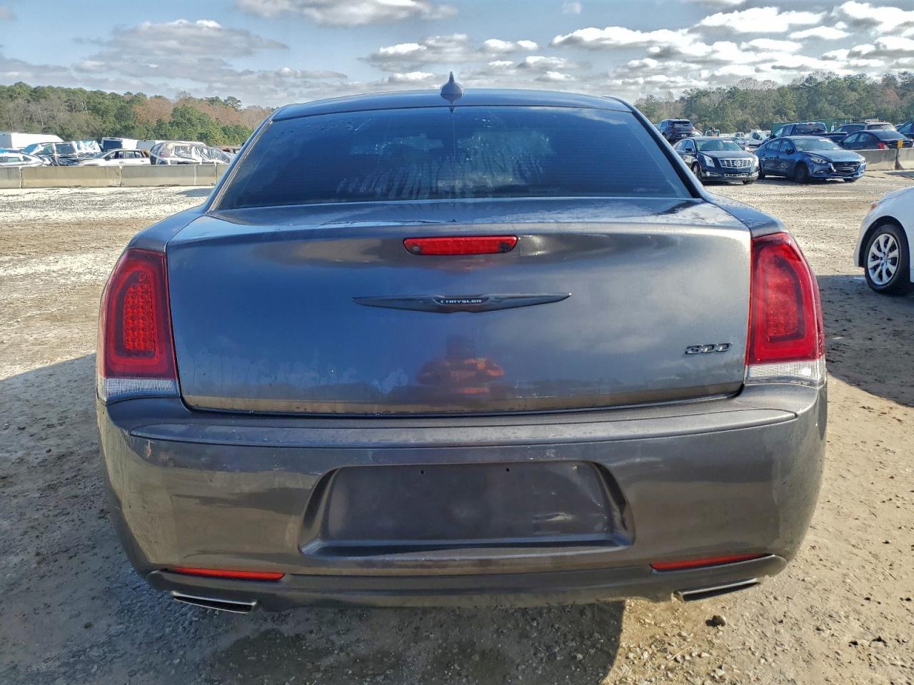 2022 CHRYSLER 300