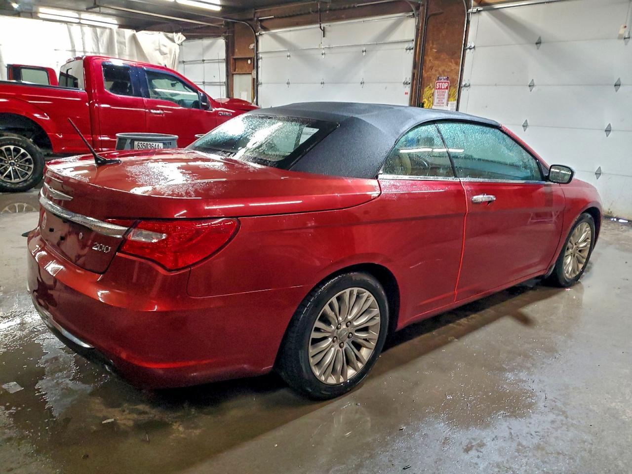 2013 CHRYSLER 200