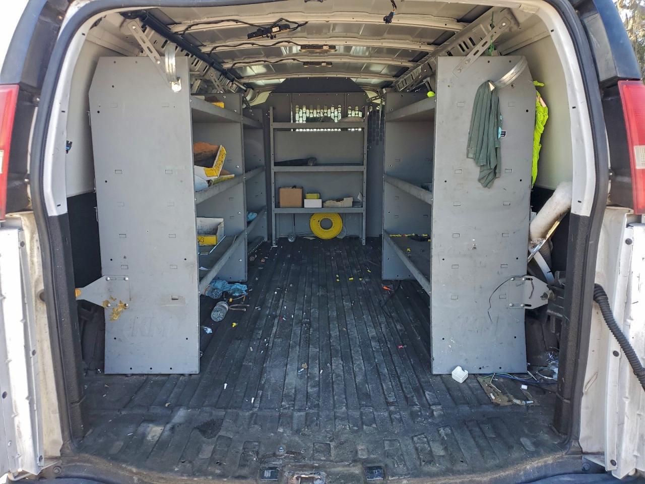 2017 CHEVROLET EXPRESS 2500