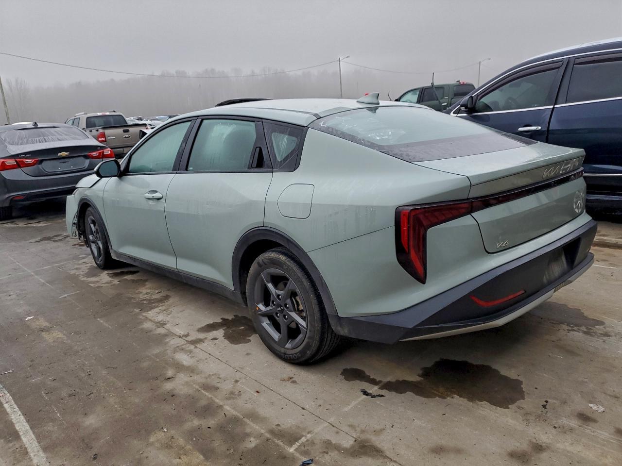 2025 KIA K4