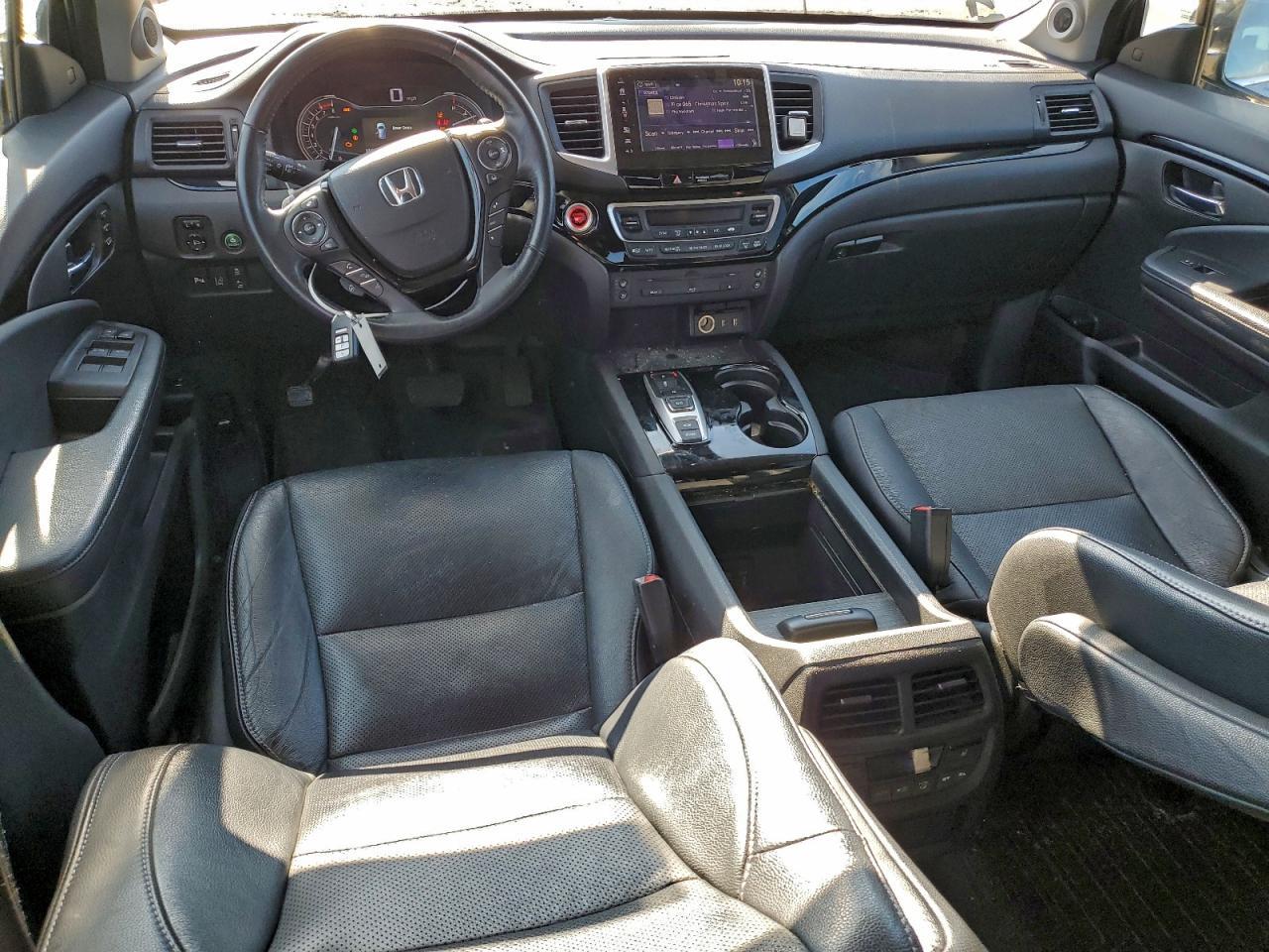2017 HONDA PILOT
