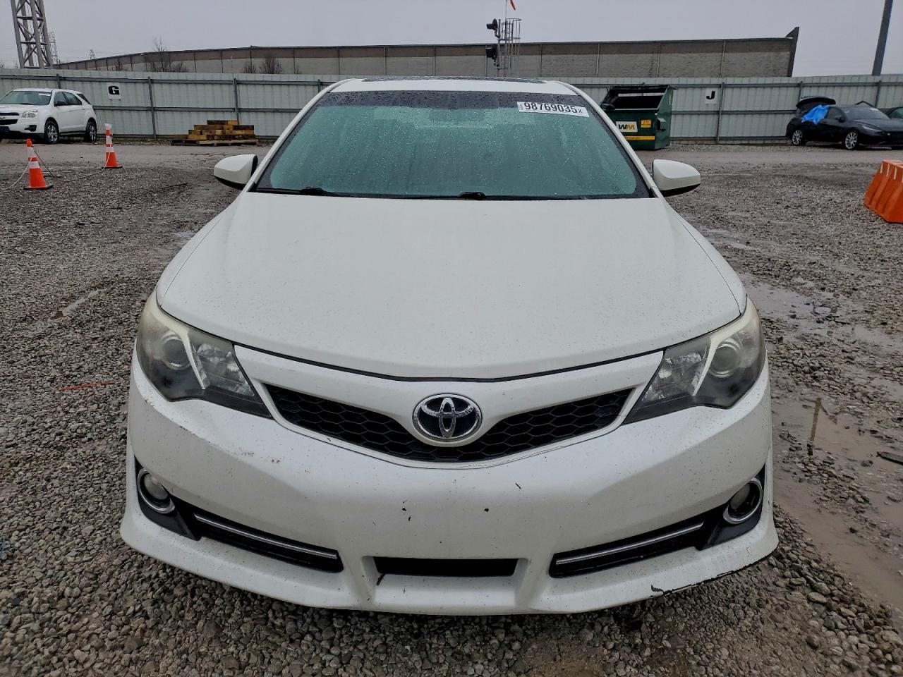 2012 TOYOTA CAMRY