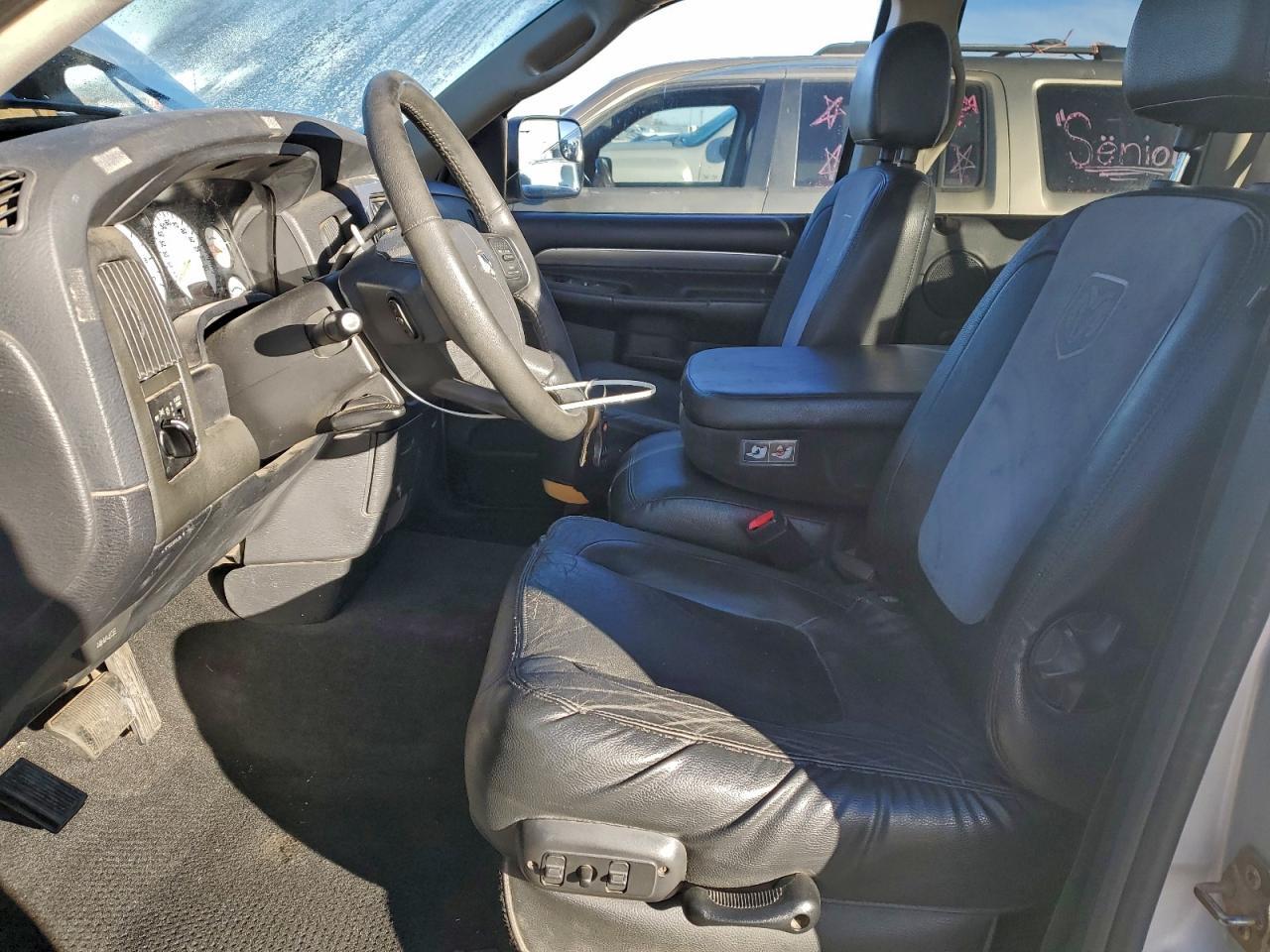 2004 DODGE RAM 1500