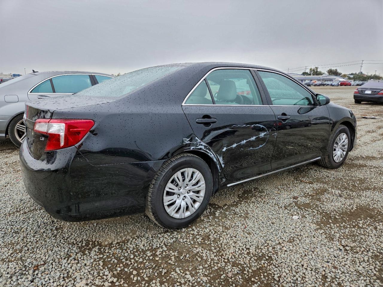 2014 TOYOTA CAMRY
