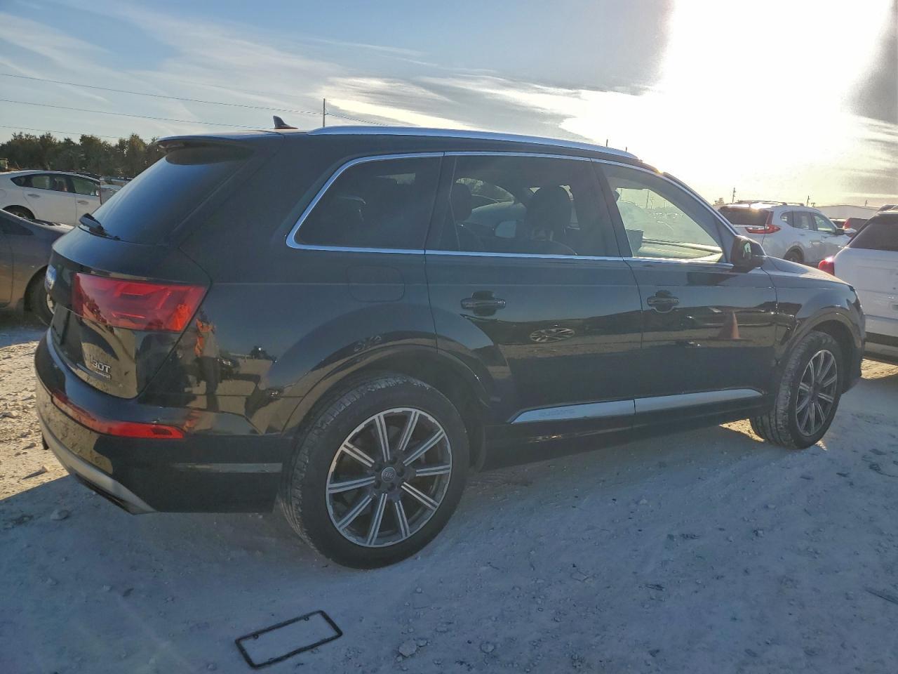 2017 AUDI Q7