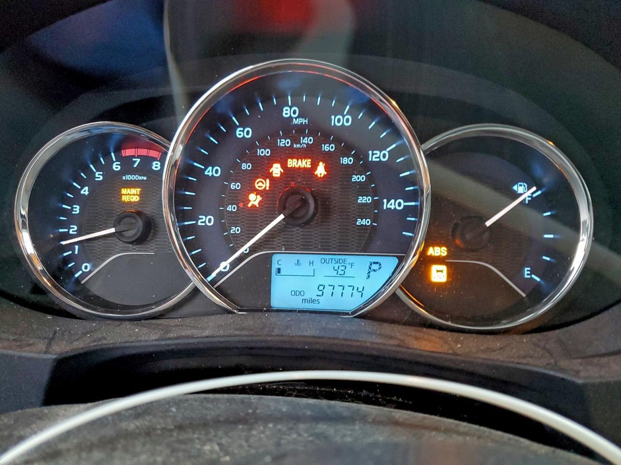 2016 TOYOTA COROLLA