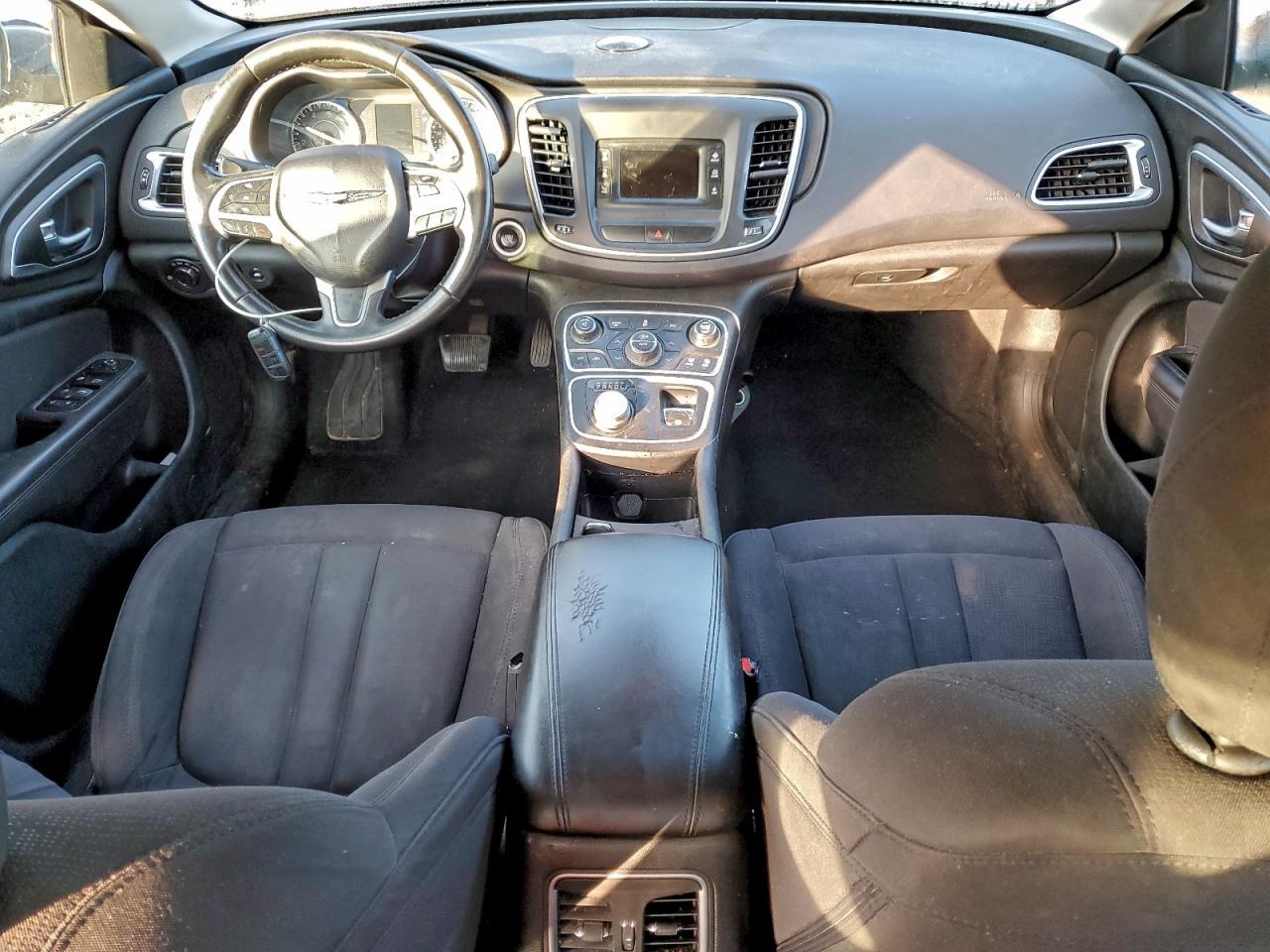 2015 CHRYSLER 200