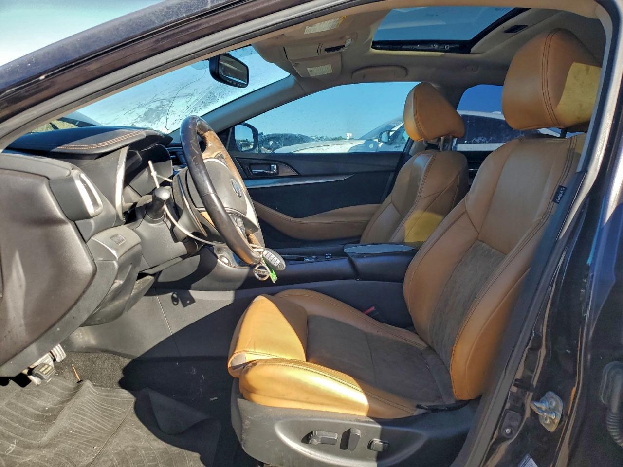 2016 NISSAN Maxima