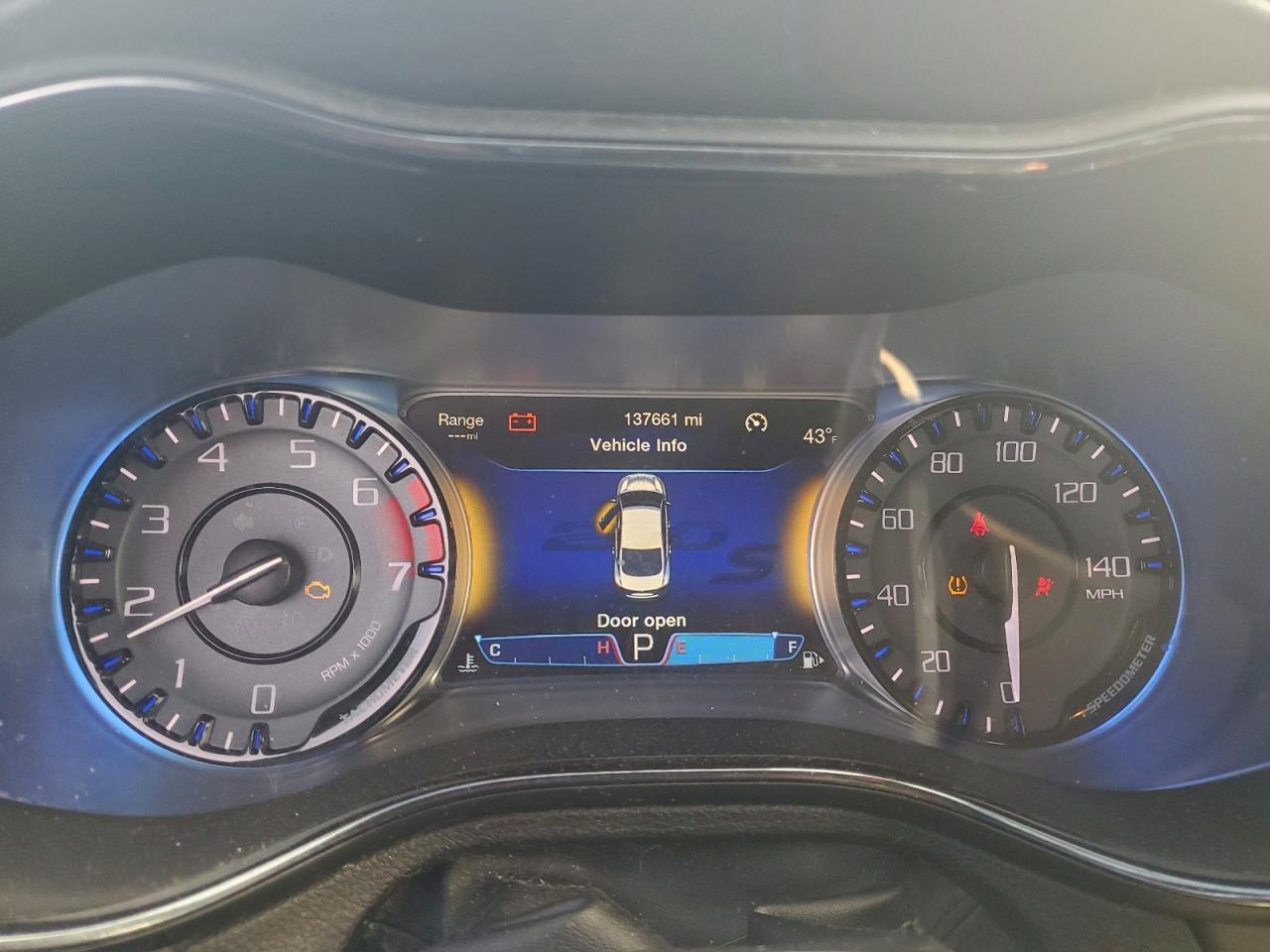 2016 CHRYSLER 200