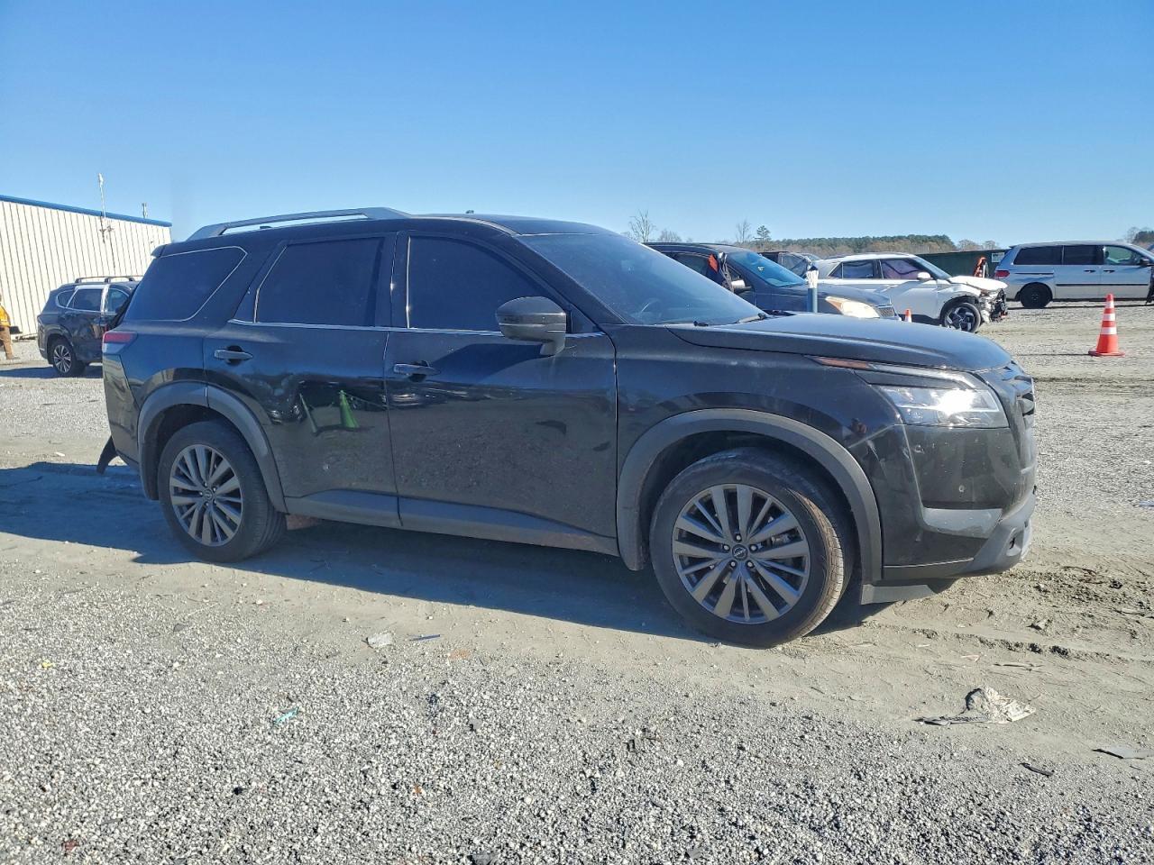 2024 NISSAN PATHFINDER