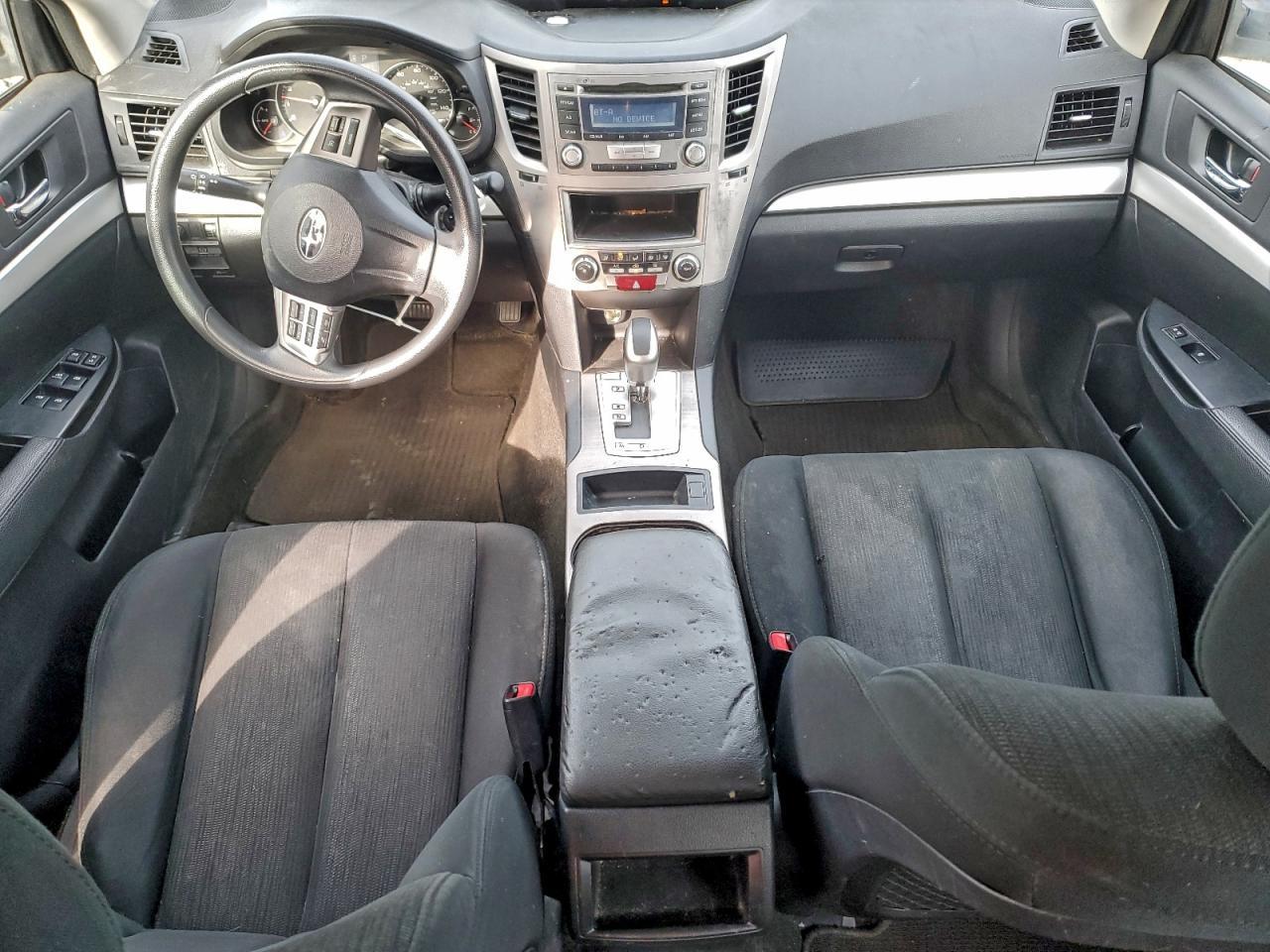 2013 SUBARU Outback