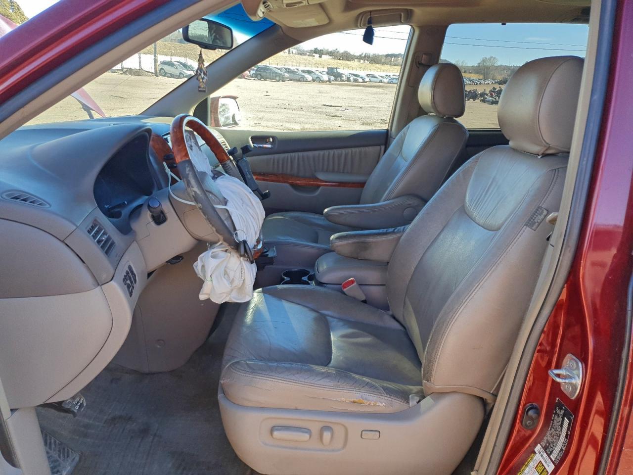 2007 TOYOTA SIENNA