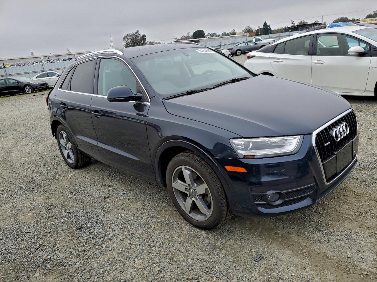 2015 AUDI Q3
