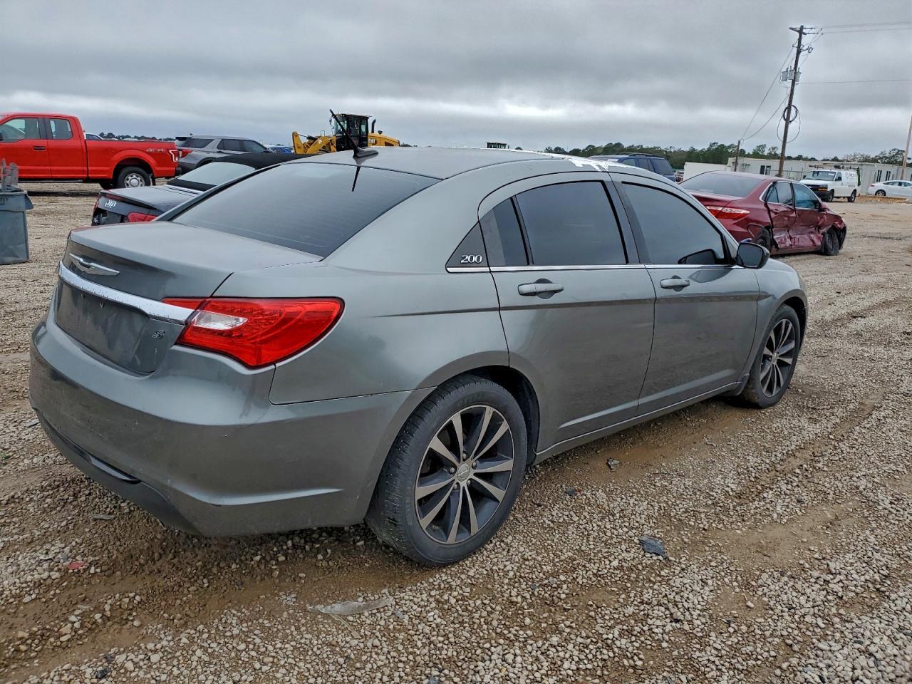 2012 CHRYSLER 200