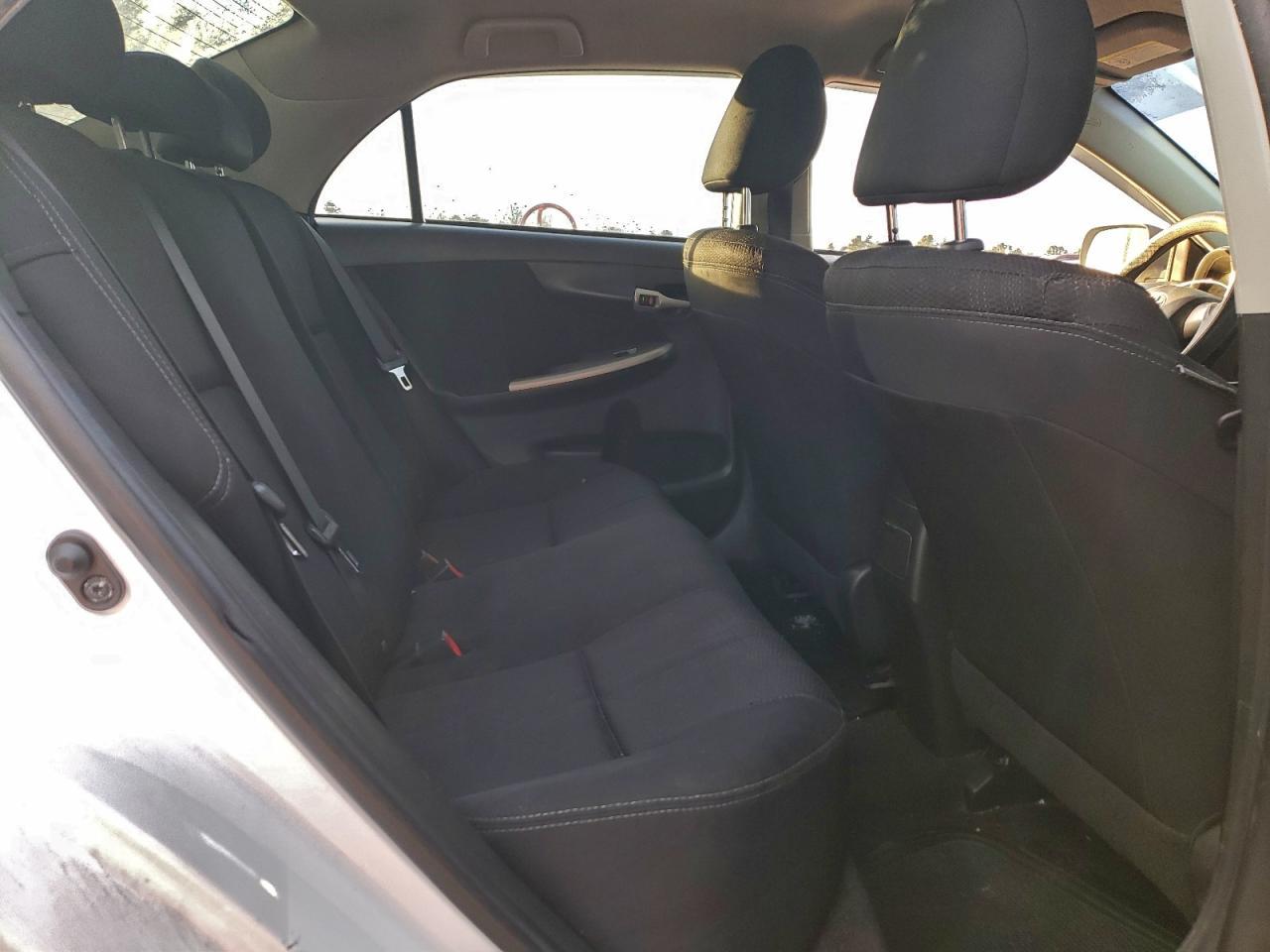 2012 TOYOTA COROLLA