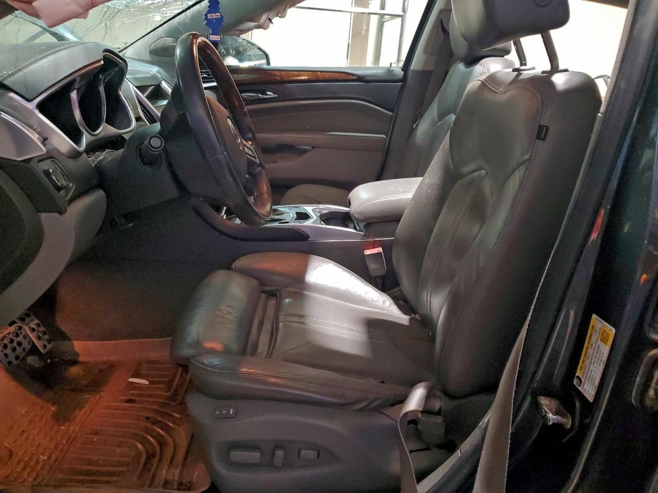 2010 CADILLAC SRX
