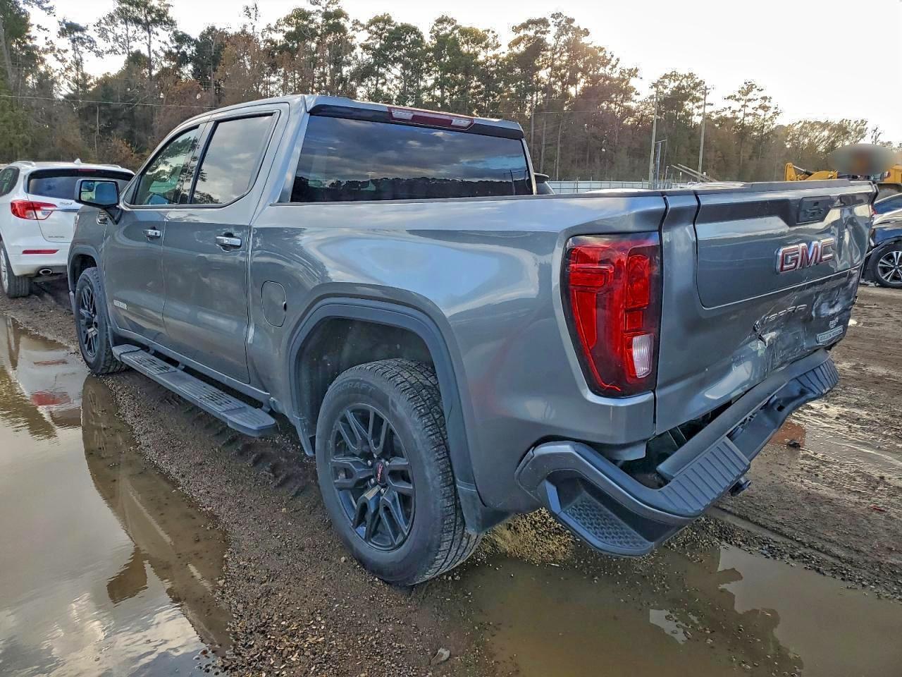 2021 GMC Sierra