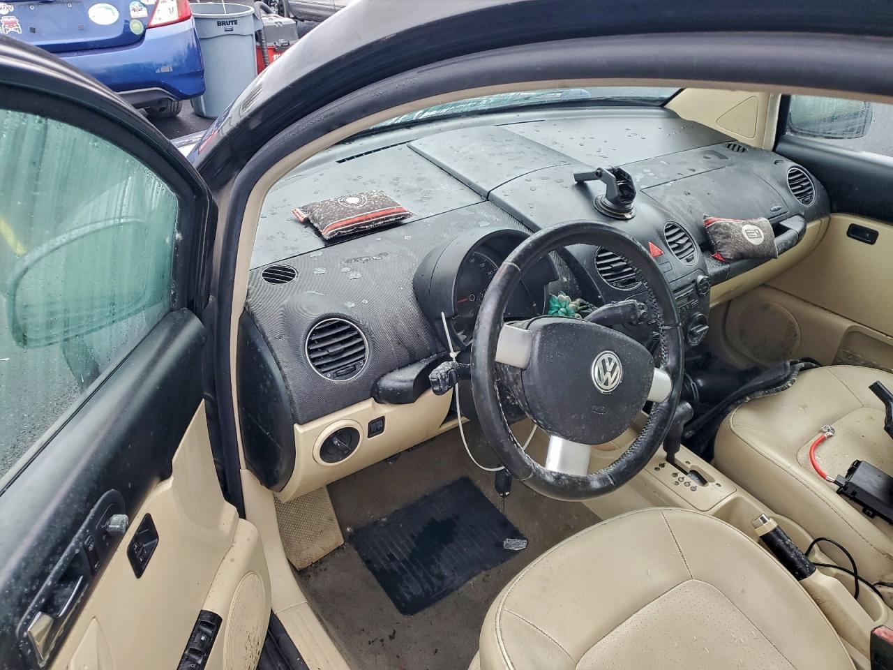 2009 VOLKSWAGEN Beetle