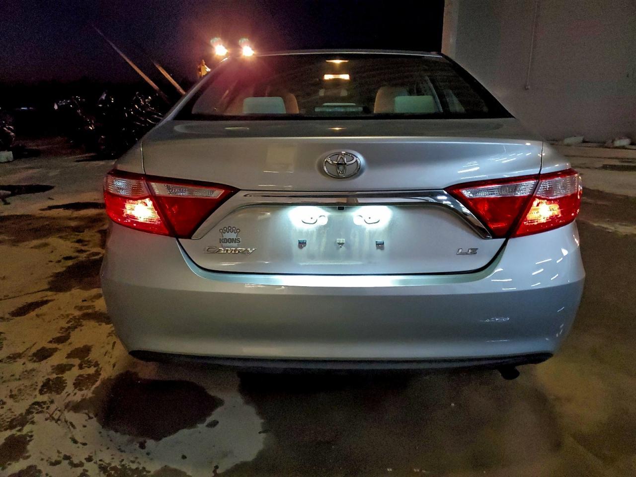 2015 TOYOTA CAMRY