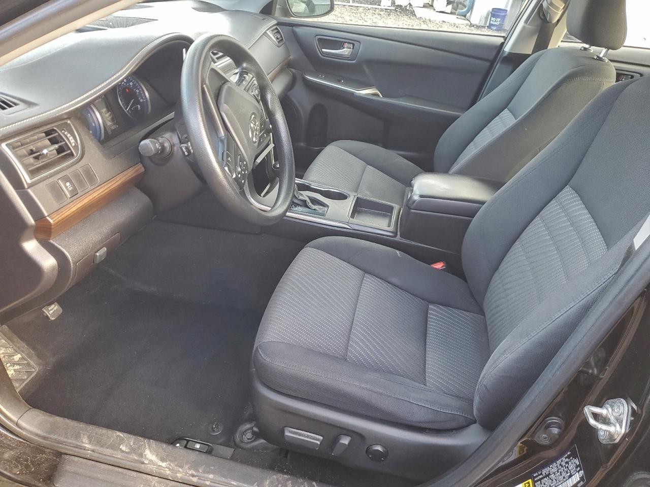 2016 TOYOTA CAMRY