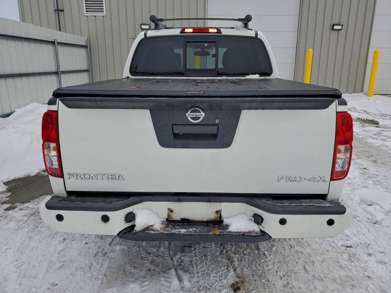 2017 NISSAN Frontier